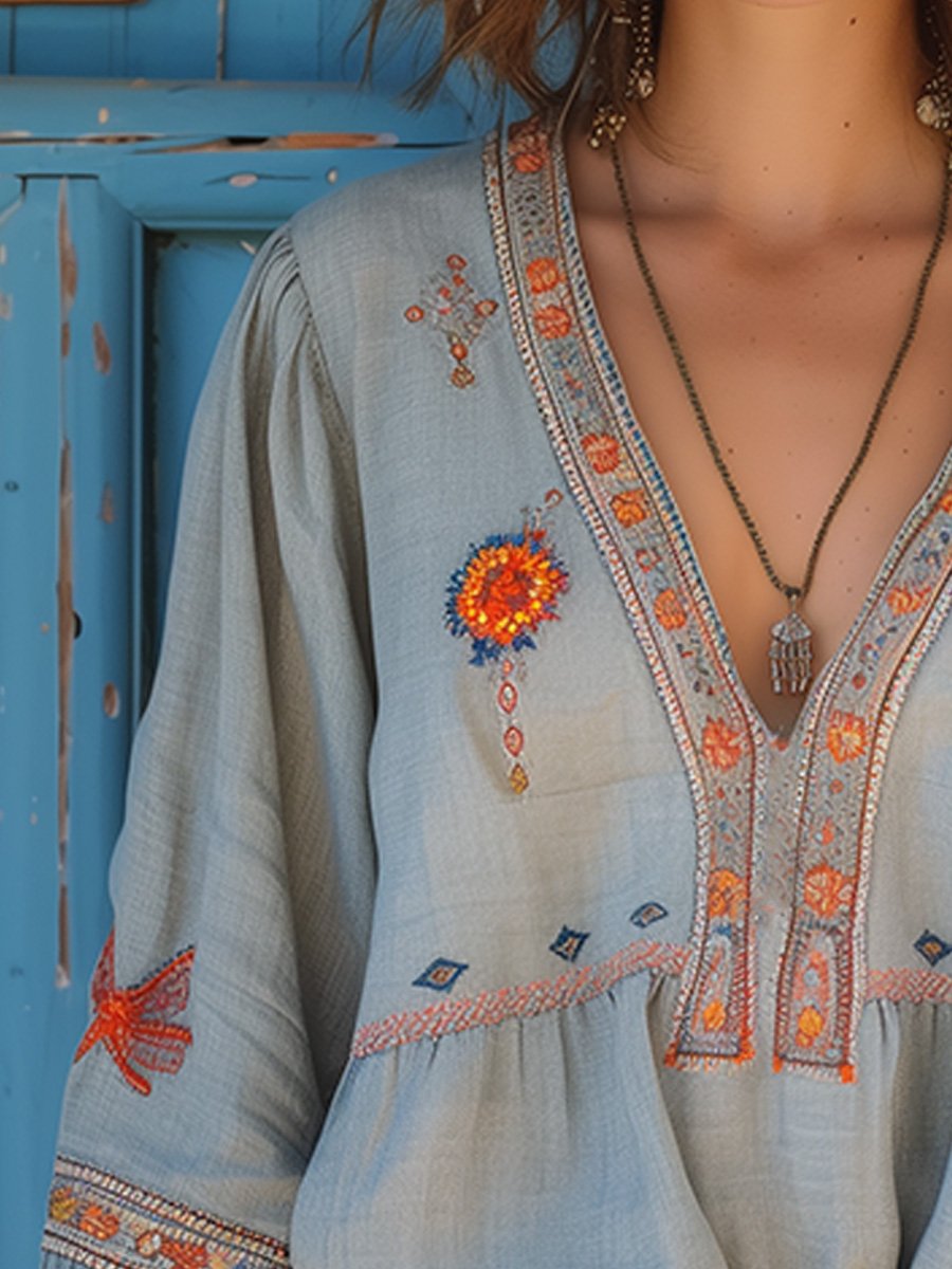 Blouse femme brodée col V manches longues évasées coupe ample bohème
