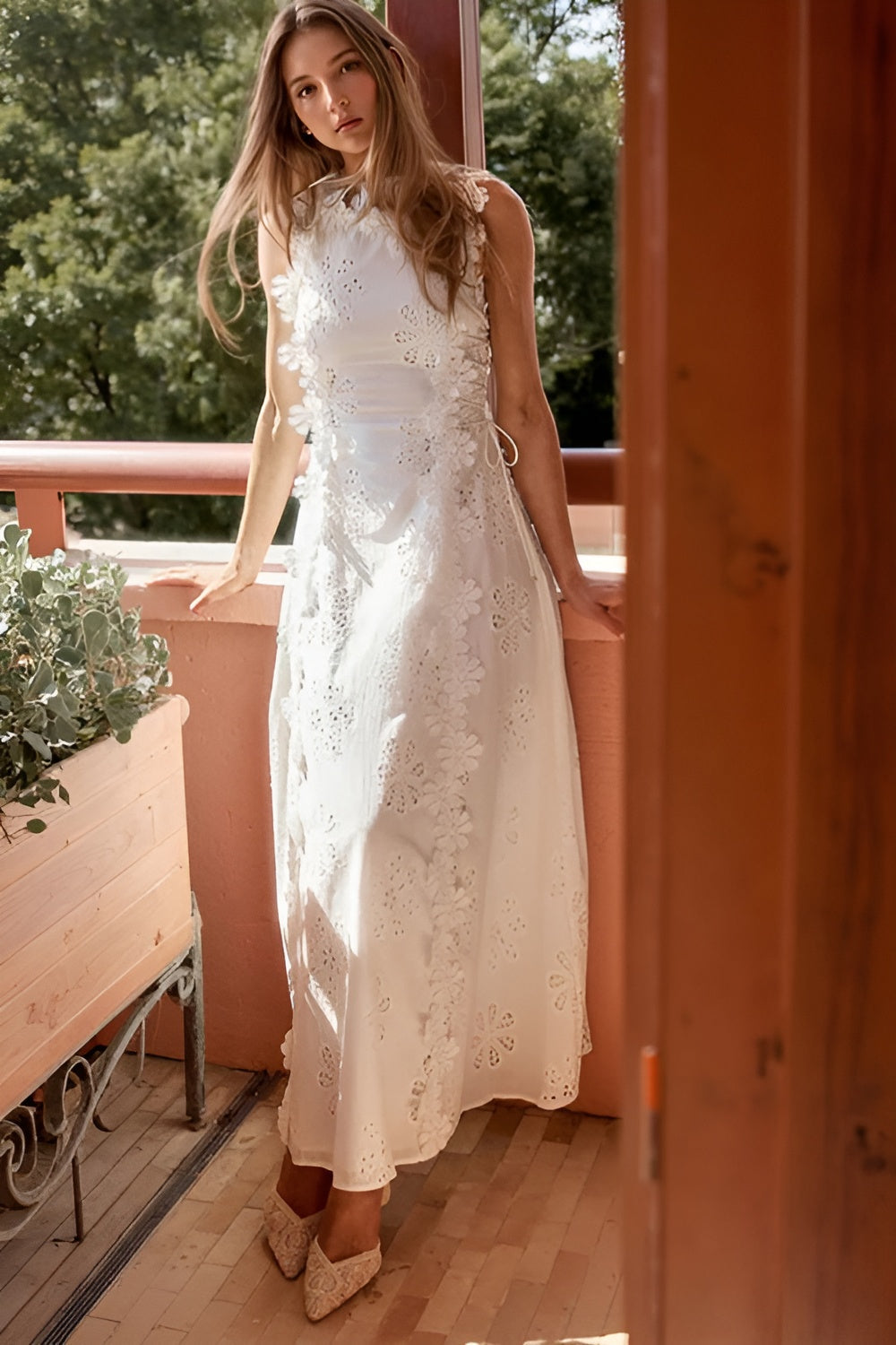 Robe longue femme broderie anglaise sans manches dos lacé cérémonie été
