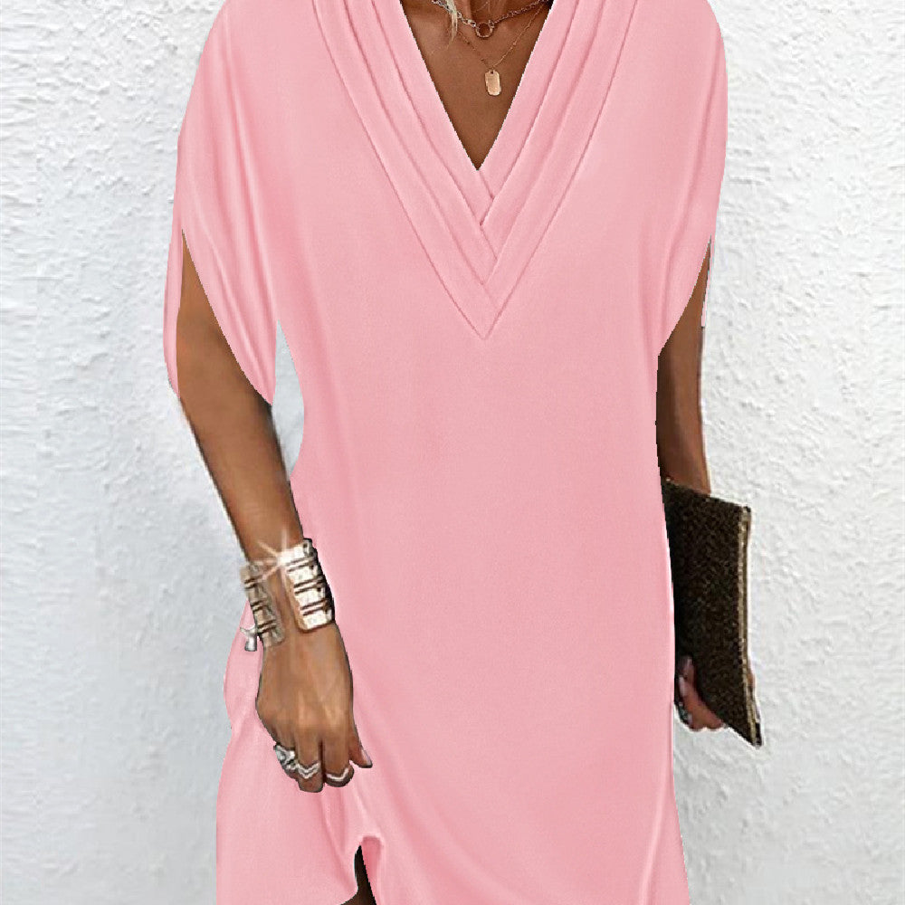 Robe courte femme col V coupe ample à manches fendues unie