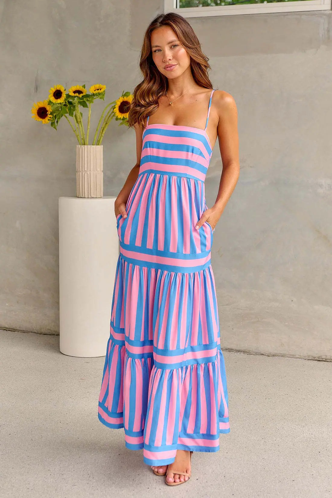 Robe longue femme rayée à bretelles coupe fluide sans manches