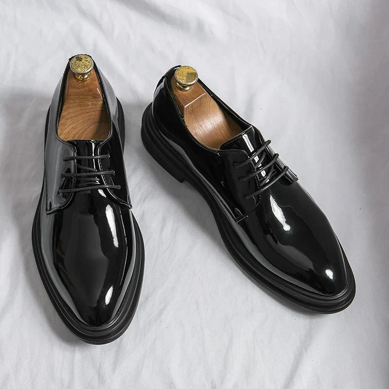 Chaussures derby homme verni lacets élégantes style formel