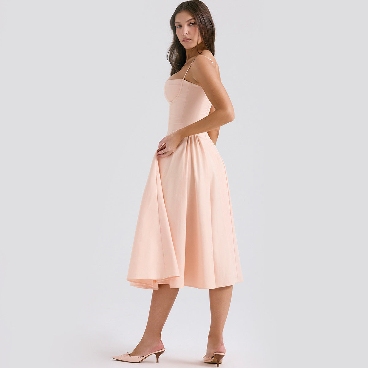 Robe midi femme bustier corset bretelles fines taille cintrée coupe évasée