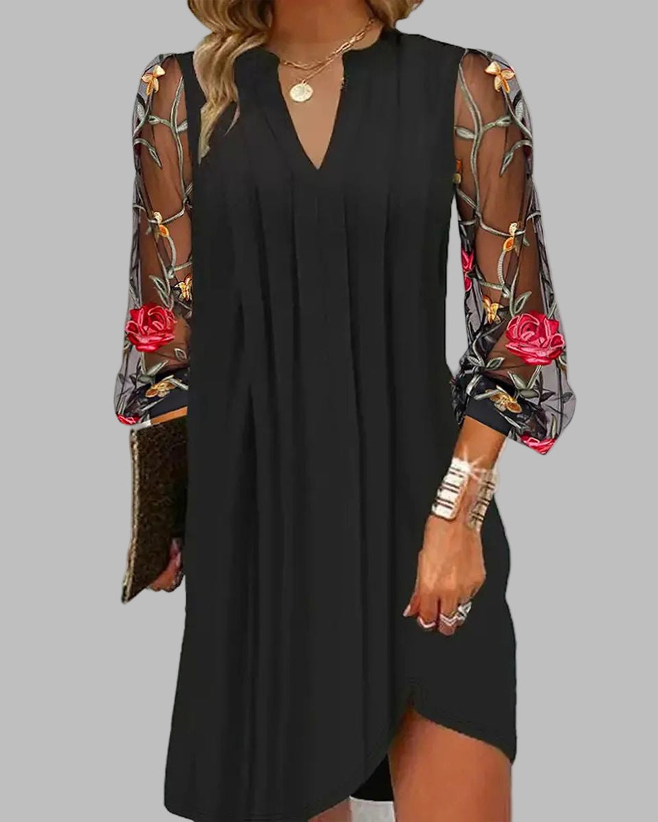 Robe courte femme col V manches longues transparentes broderie florale