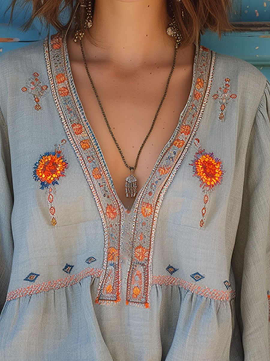 Blouse femme brodée col V manches longues évasées coupe ample bohème