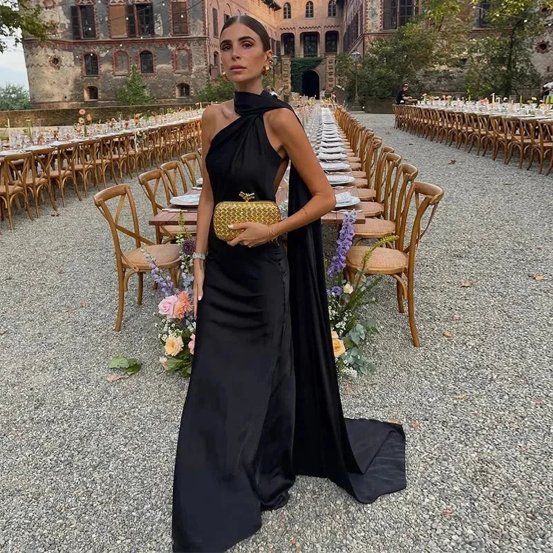 Robe longue invitée mariage dos nu drapée asymétrique