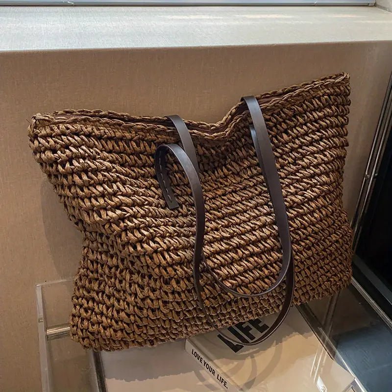 Sac cabas femme paille tressée raffia grand format porté épaule plage